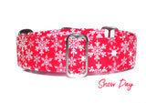 Bright Red Snowflakes Dog Collar